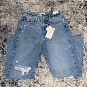 Zara jeans
